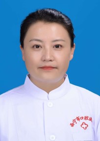 肖霞