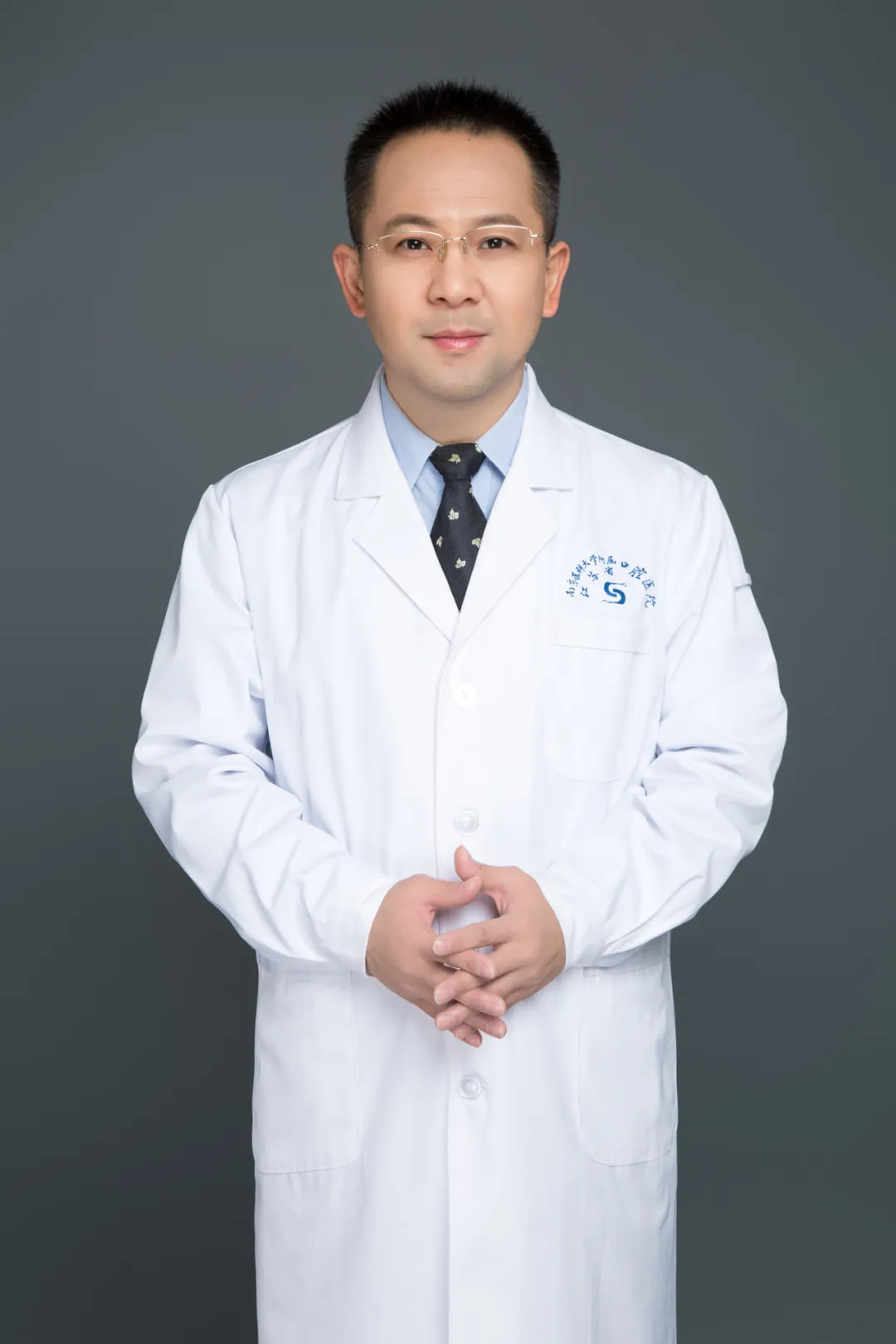 1726015116955713.jpg 李琥-正畸专家.jpg
